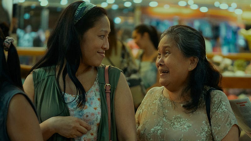 Expats — ep 5 颱風夜裡的一眾女人像